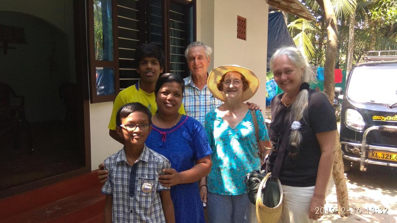 Marari Sabari Home Stay Mararikulam Extérieur photo